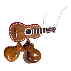 Vintage 1940s 50s wooden guitar castanets moving music brooch Spanish Signed